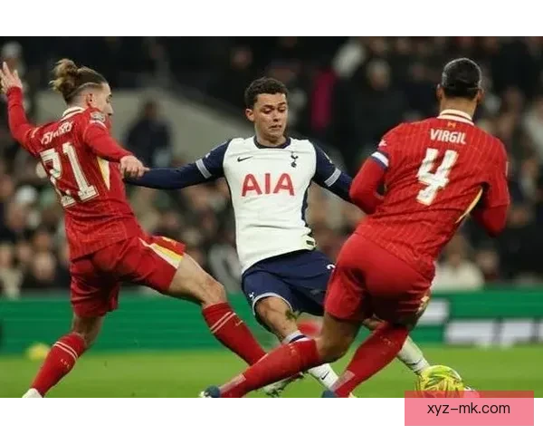 维尔茨任意球绝妙施射闪耀全场惊艳球迷眼球